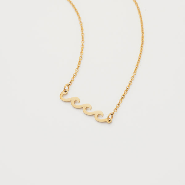 Women’s Wave Anklet – Minimalist Beach-Inspired Jewelry