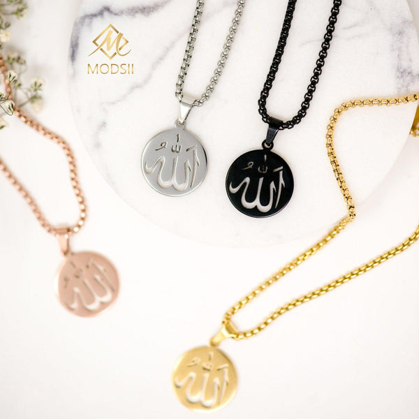 Beautiful Allah necklace for kids made of hypoallergenic stainless steel with 18K gold plating, perfect for introducing children to Islamic jewelry.